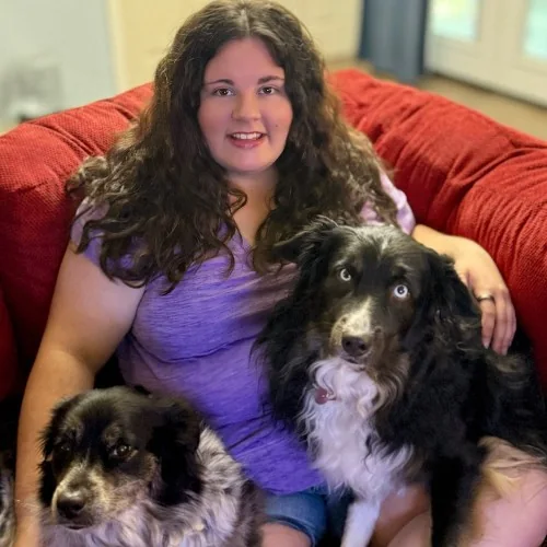 Elyse B. Pet Sitter and Dog Walker